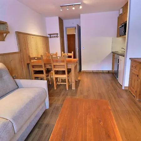 Confortable 2 Pieces, Skis Aux Pieds, 4 Pers, Balcon Ouest - Fr-1-182a-38 *